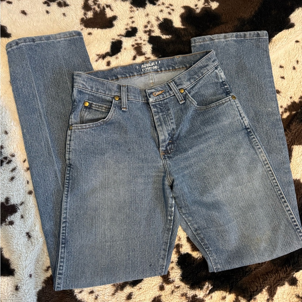 Womens Wranglers 29/32